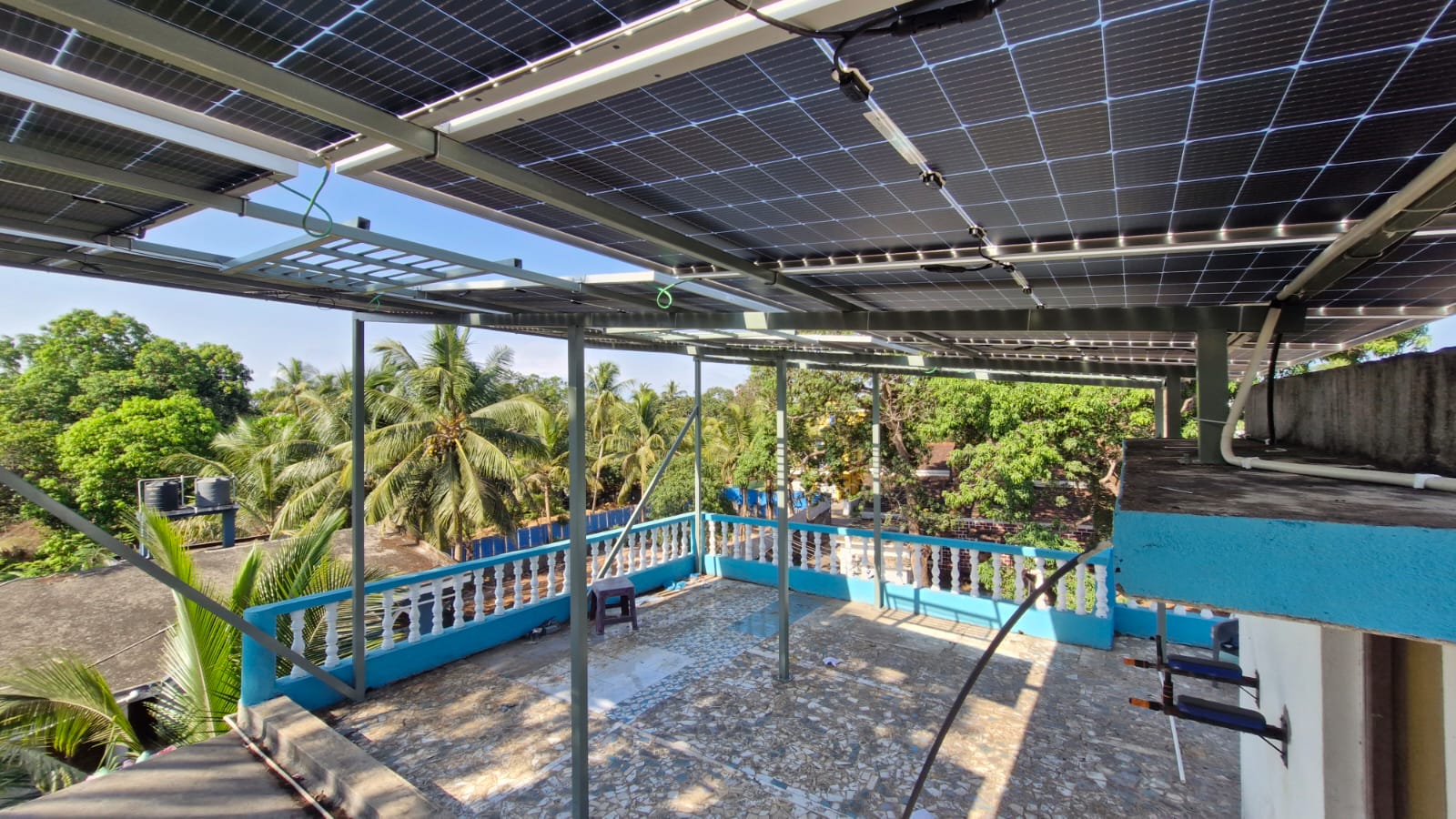 High-Efficiency Monocrystalline Panels